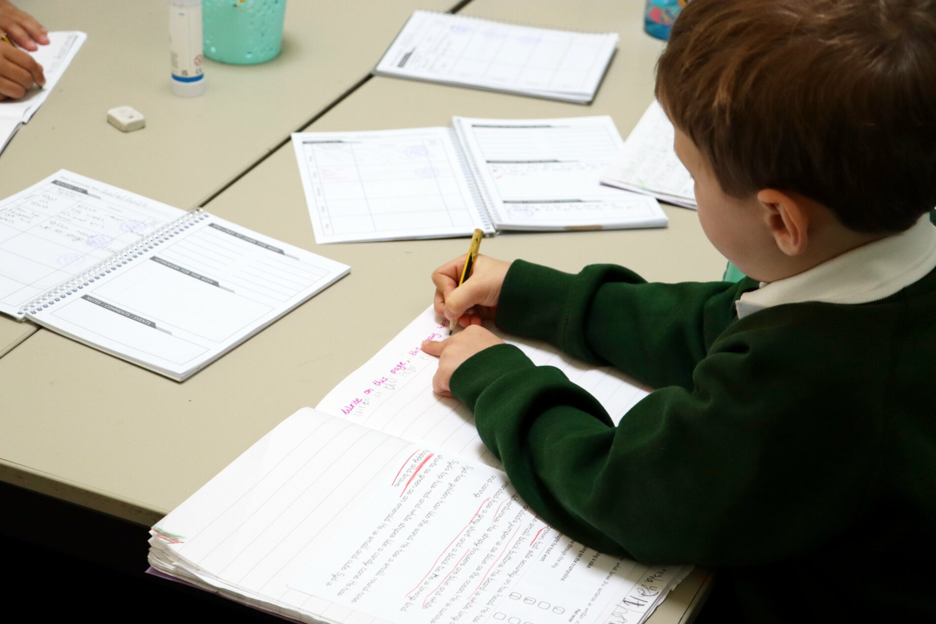 IMG_0544 pupil learning how to write in phonics lesson