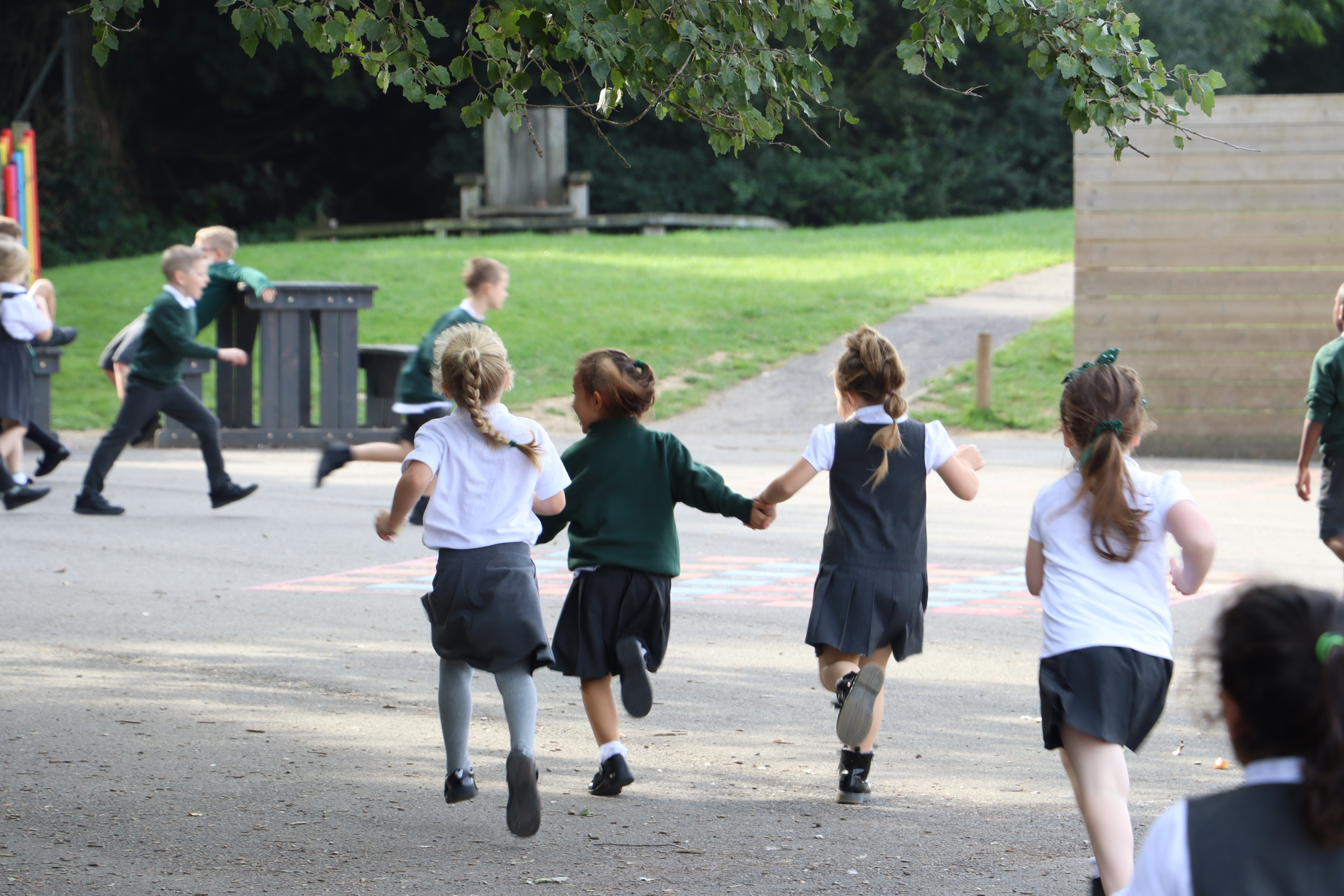IMG_0672 pupils from halling primary school running holding hands